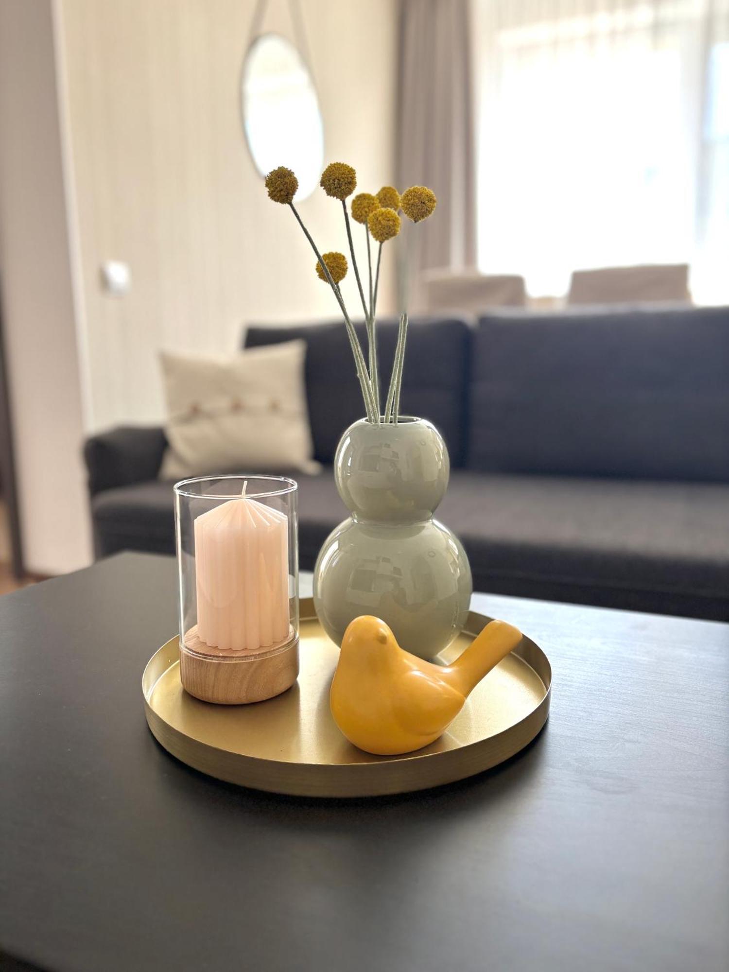 Wanderlust Home Cream, Rasnov Apt For 4, Wifi And Free Parking Екстер'єр фото
