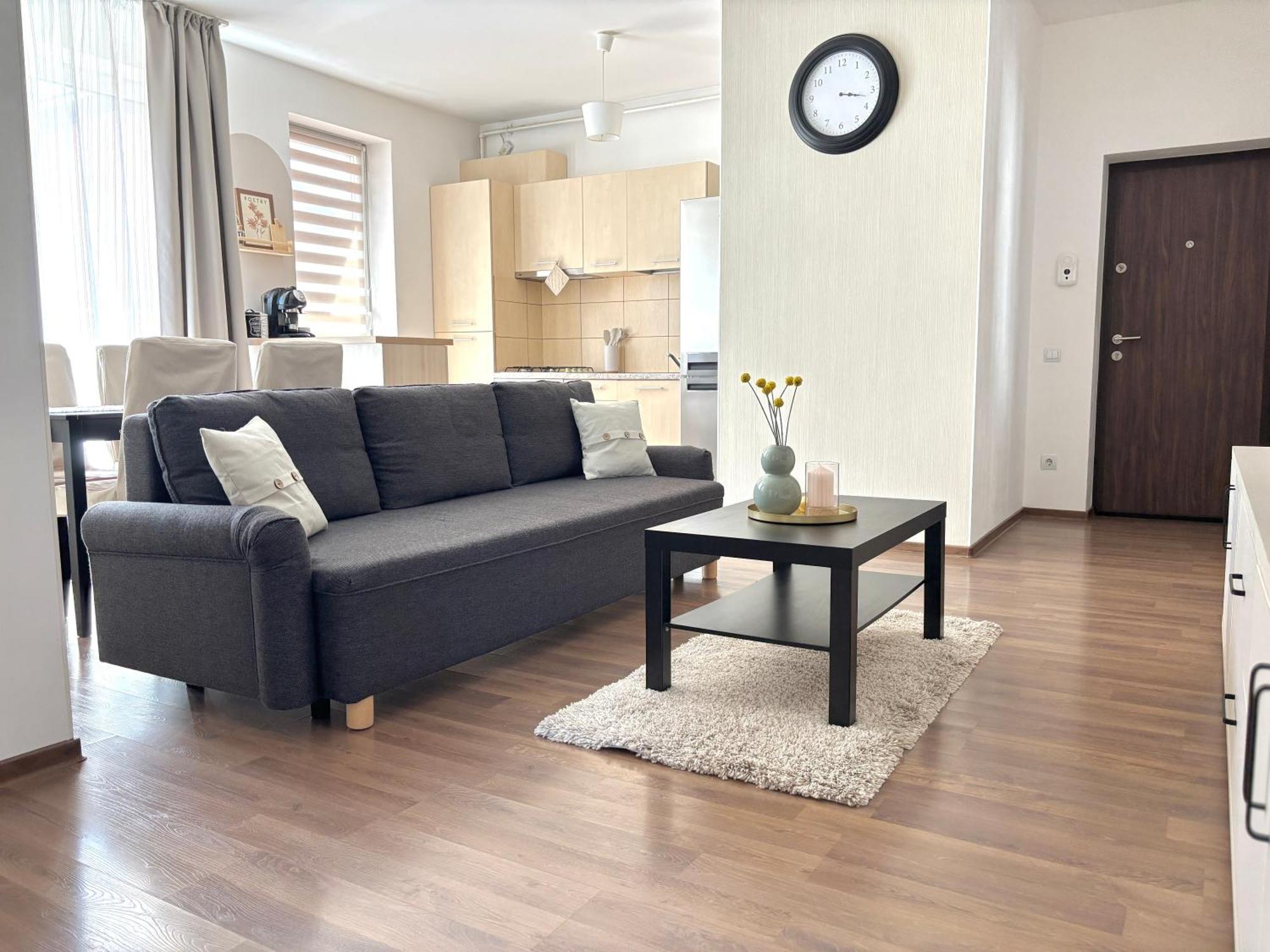 Wanderlust Home Cream, Rasnov Apt For 4, Wifi And Free Parking Екстер'єр фото
